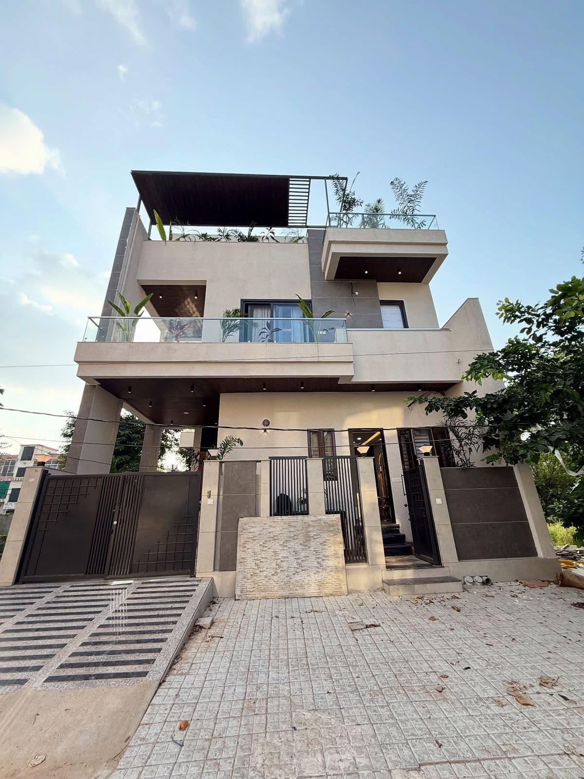 Custom Home, Greater Noida